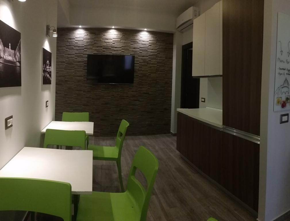 Alojamento de Acomodação e Pequeno-almoço Pianeta Roma